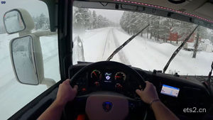 【4K】真实欧卡【斯堪尼亚】第一视角：白山莽莽 斯堪尼亚在漫天大雪里开出独属于卡车的浪漫 | 斯堪尼亚 R560 V8